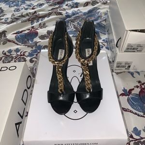 Like New Steve Madden Heels Size 6